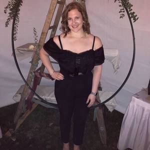 Meet your Posher, Ellie